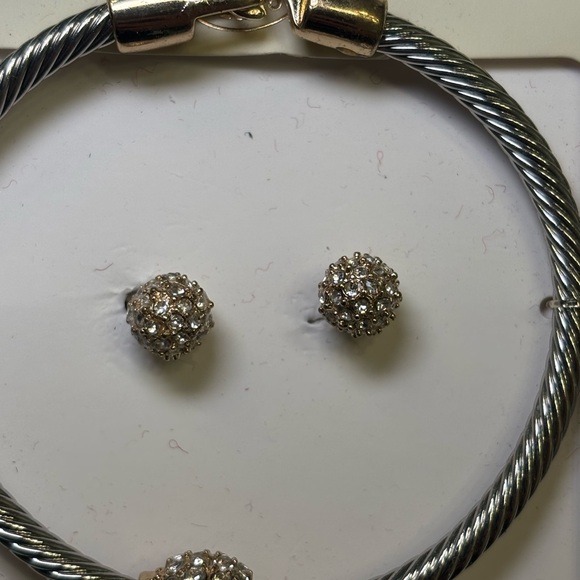 Modern expressions  Silver and Gold Bracelet Set - Picture 4 of 4